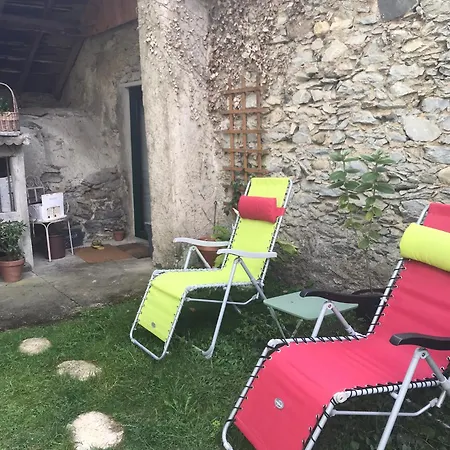Casa de Férias Dans Un Petit Village Pyreneen Lezignan